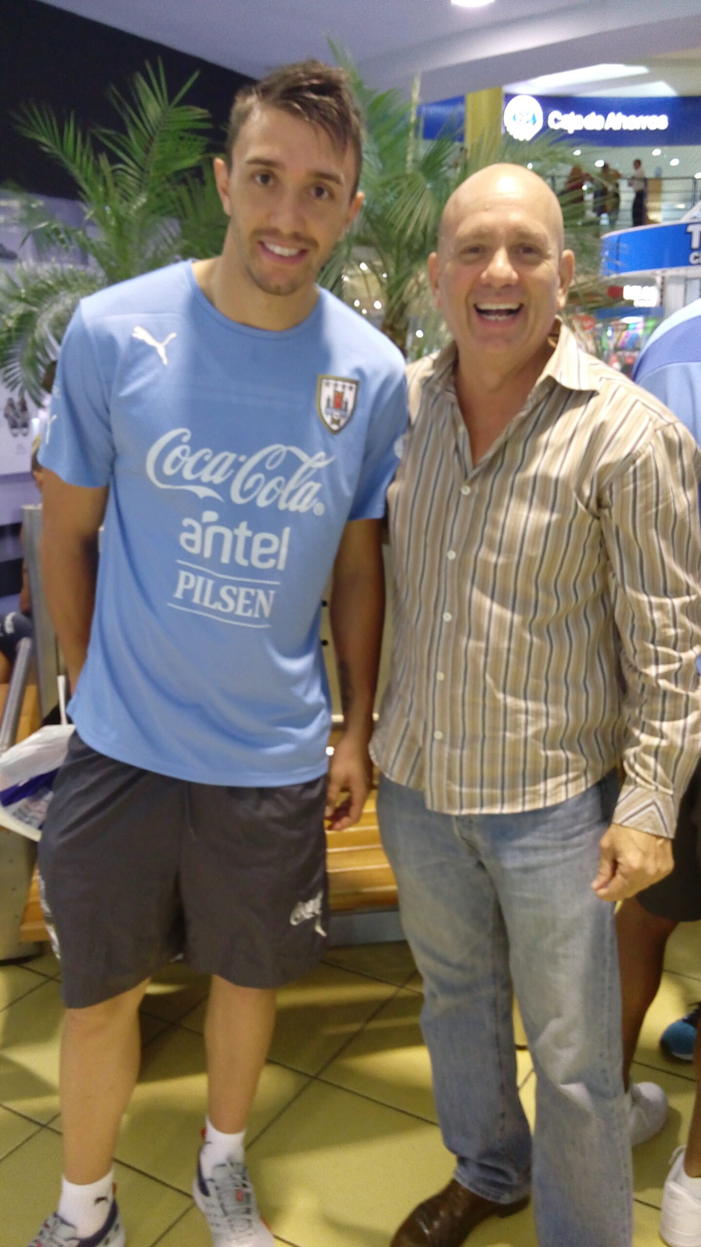 Demetrio junto a Fernando Muslera